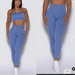 ⭐️BOMBSHELL SPORTSWEAR PEACH BOTTOMS LEGGINGS NWOT XS⭐️